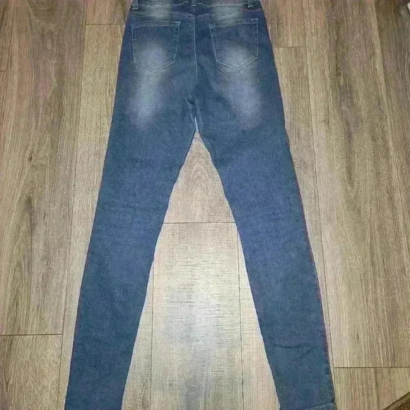 Rain Phoenix size 9 - Picture 2 of 6